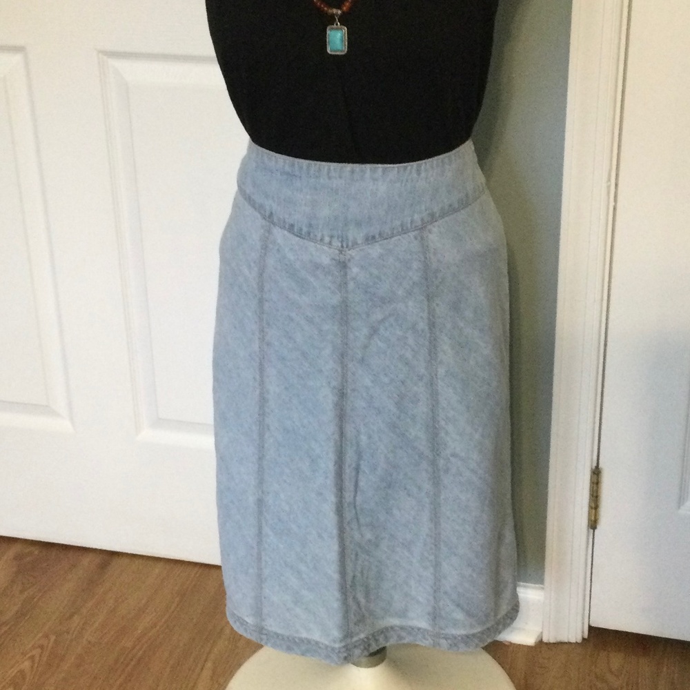 Bill Blass Jean Skirt Zipper Back 10